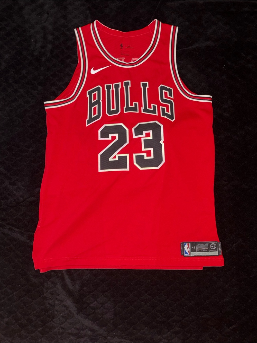 Nike Chicago Bulls Michael Jordan #23 Red Basketball Jersey Men’s Size 48